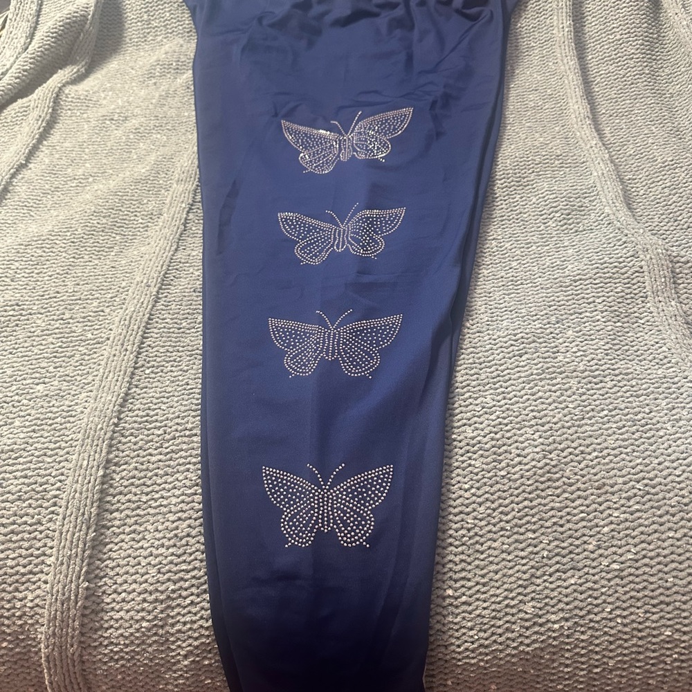 NWOT 3xl blue with butterflies leggings